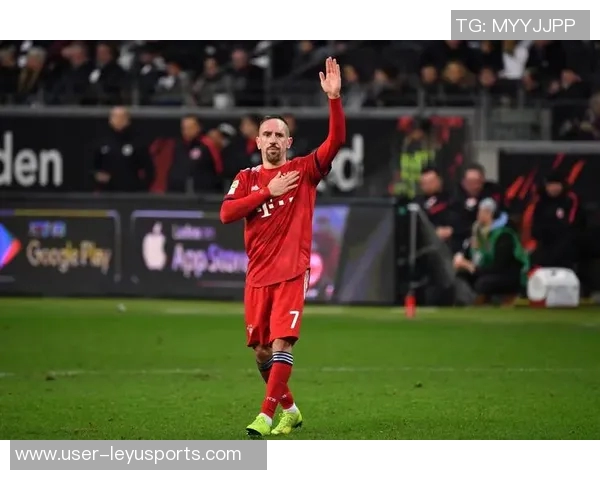 里贝里盛赞拜仁欧冠表现称球队氛围良好展现出色状态 里贝里盛赞拜仁欧冠表现称球队氛围良好展现出色状态